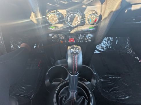 Used 2019 MINI Cooper S image 11