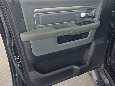 Used 2014 RAM 1500 Classic SLT RWD image 7