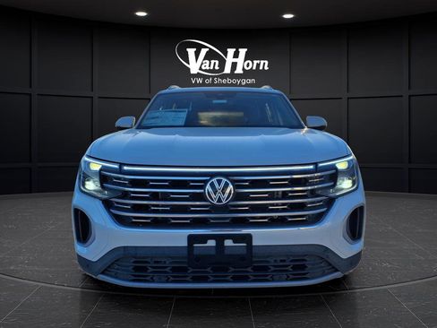 New 2026 Volkswagen Atlas SEL image 2