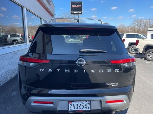 Used 2022 Nissan Pathfinder Platinum w/ Cargo Package image 12