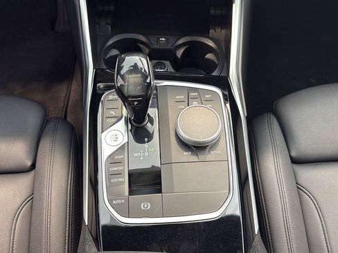 Used 2019 BMW 330i xDrive Sedan w/ Convenience Package AWD/4WD image 26