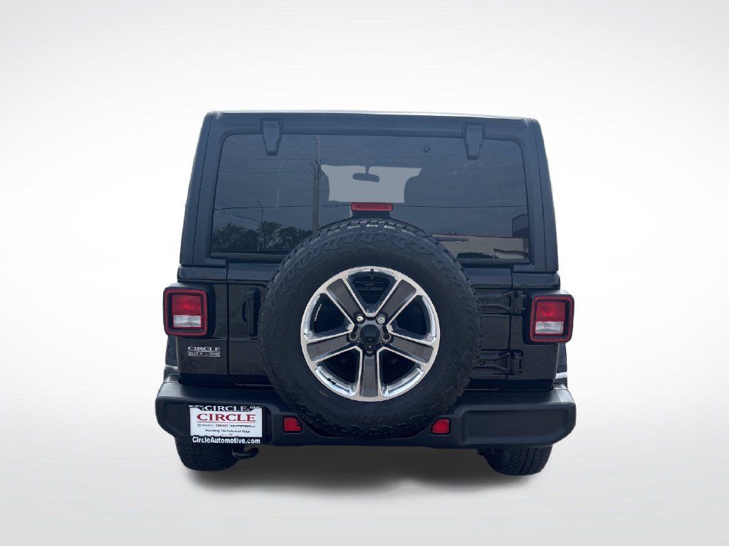 Used 2021 Jeep Wrangler Unlimited Sahara w/ Cold Weather Group AWD/4WD image 5