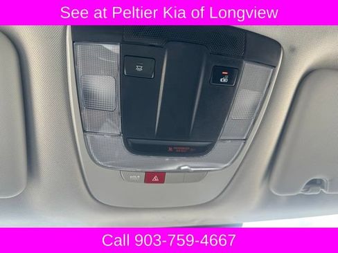 Used 2025 Kia Sportage EX FWD image 18