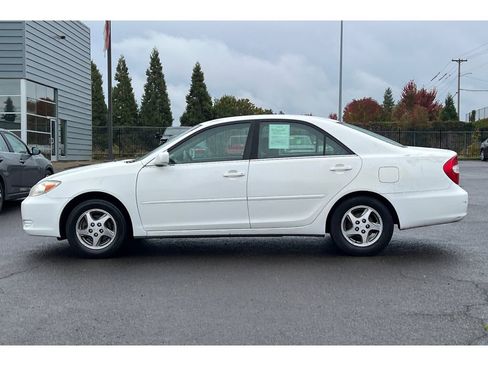 Used 2002 Toyota Camry LE image 8
