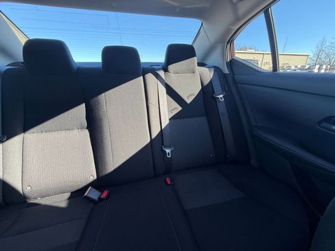 Used 2025 Nissan Sentra SV image 35