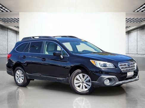 Used 2016 Subaru Outback 2.5i Premium AWD/4WD image 2