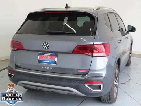 Used 2024 Volkswagen Taos SE image 4
