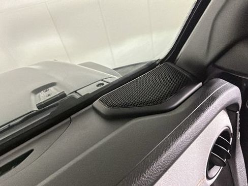 Used 2024 Jeep Wrangler Unlimited w/ Convenience Group AWD/4WD image 29