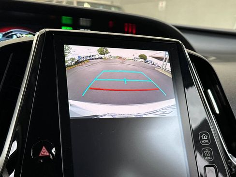 Used 2022 Toyota Prius Prime LE image 21