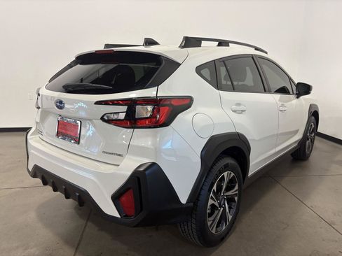 Used 2024 Subaru Crosstrek 2.0i Premium AWD/4WD image 3