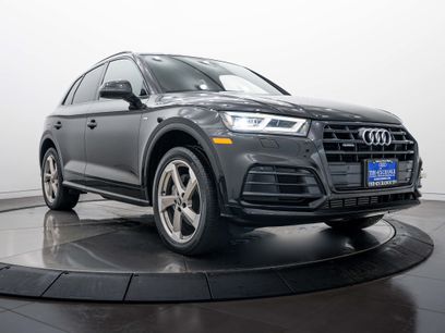Used 2020 Audi Q5 2.0T Titanium Premium Plus w/ Premium Plus Package