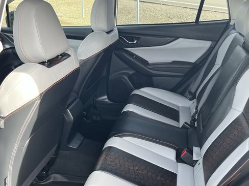 Used 2022 Subaru Crosstrek 2.5i Limited w/ Moonroof Package 2 image 14