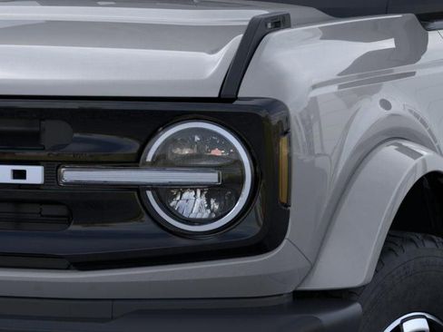 New 2026 Ford Bronco Outer Banks image 20