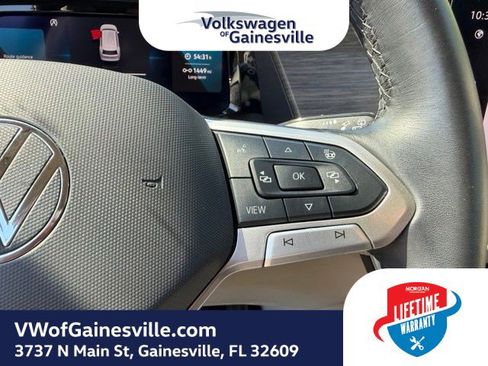 Certified 2024 Volkswagen Atlas SEL Premium R-Line AWD/4WD image 24