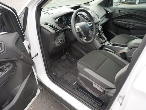 Used 2016 Ford Escape S FWD image 13