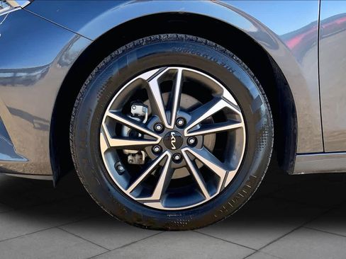 Used 2024 Kia Forte LXS FWD image 10