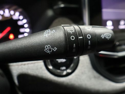 Used 2023 Jeep Compass Latitude image 39