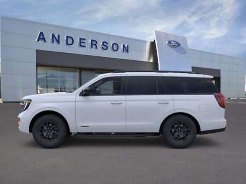 New 2026 Ford Expedition Tremor image 3