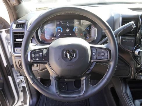 Used 2024 RAM 2500 Limited AWD/4WD image 28
