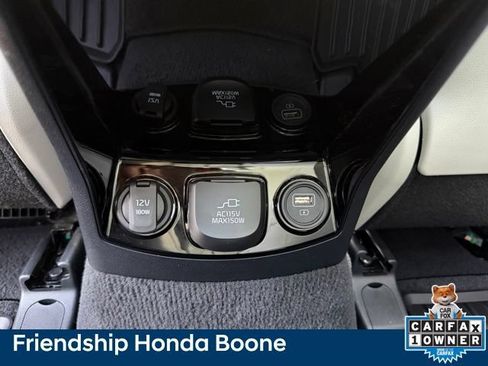 Used 2023 Kia Sorento SX AWD/4WD image 42