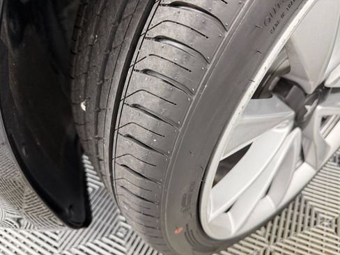 Used 2019 Tesla Model 3 Long Range AWD/4WD image 32