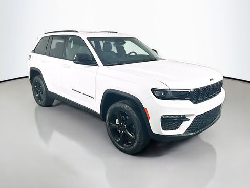 New 2025 Jeep Grand Cherokee Limited w/ Black Appearance Package image 1