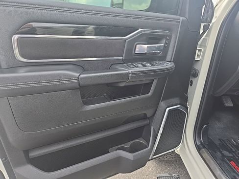 Used 2022 RAM 2500 Laramie w/ Night Edition image 8