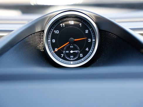 Used 2016 Porsche Panamera S image 38