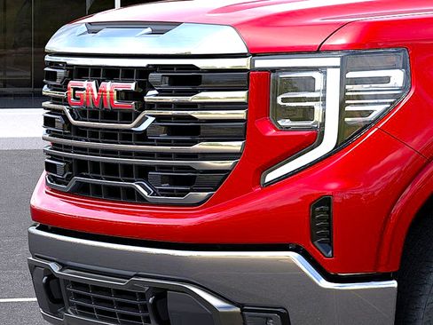 New 2026 GMC Sierra 1500 SLT image 13