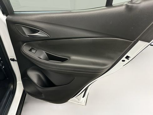 Used 2025 Buick Encore GX Preferred image 30