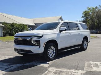 New 2026 Chevrolet Suburban LS w/ Max Trailering Package 360° Tour