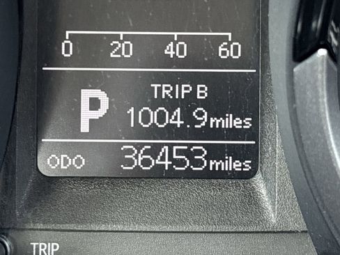 Used 2016 Toyota Corolla S image 29