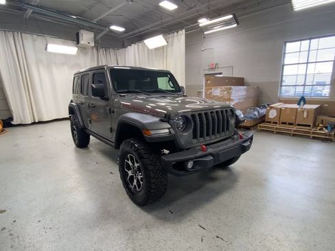 Used 2022 Jeep Wrangler Unlimited Rubicon w/ Steel Bumper Group AWD/4WD image 7