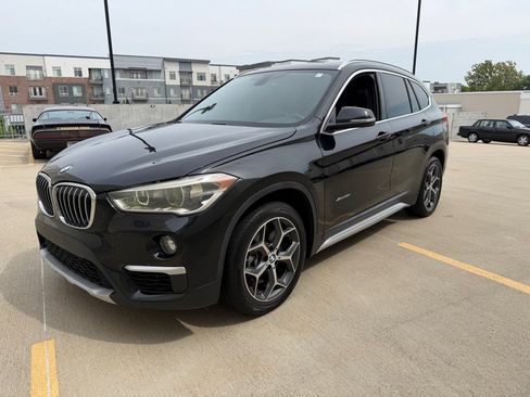 Used 2016 BMW X1 xDrive28i AWD/4WD image 3