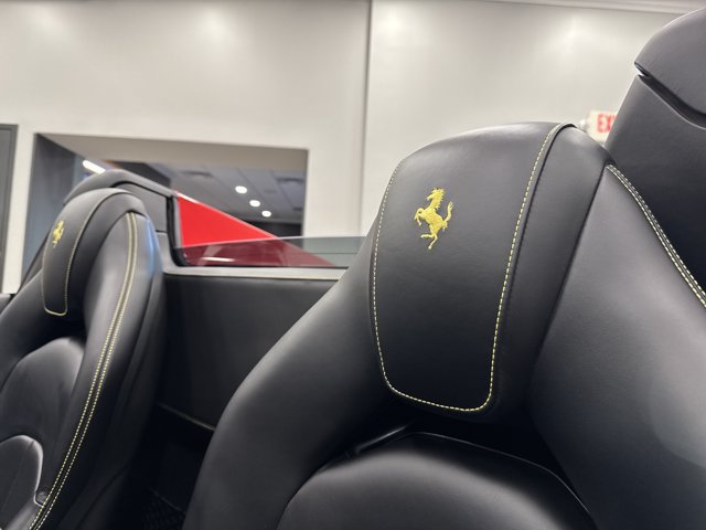 Used 2018 Ferrari 488 Spider RWD image 8