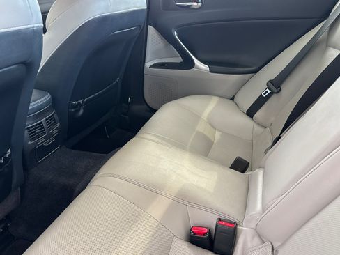 Used 2012 Lexus IS 250 w/ Premium Pkg Value Edition RWD image 15