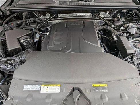 New 2025 Audi Q5 Premium Plus image 17