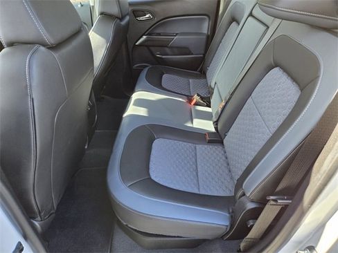 Used 2020 Chevrolet Colorado Z71 image 10