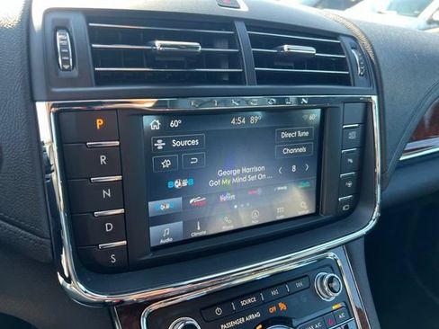 Used 2020 Lincoln Continental Reserve AWD/4WD image 13