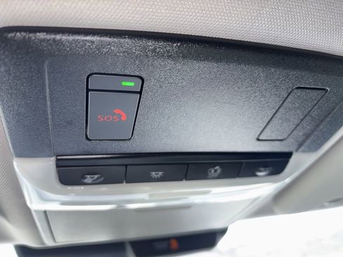 Used 2022 Mitsubishi Outlander SE image 29