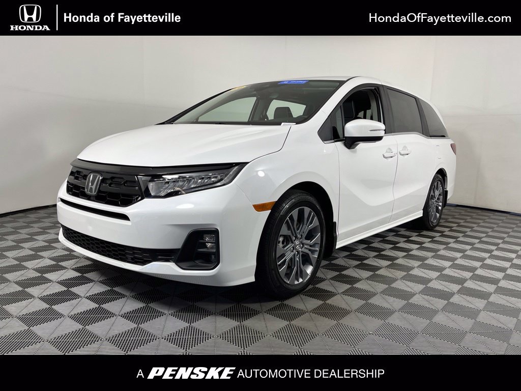 Certified 2026 Honda Odyssey Touring image 1