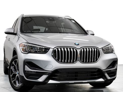 Used 2020 BMW X1 xDrive28i w/ Convenience Package AWD/4WD image 3