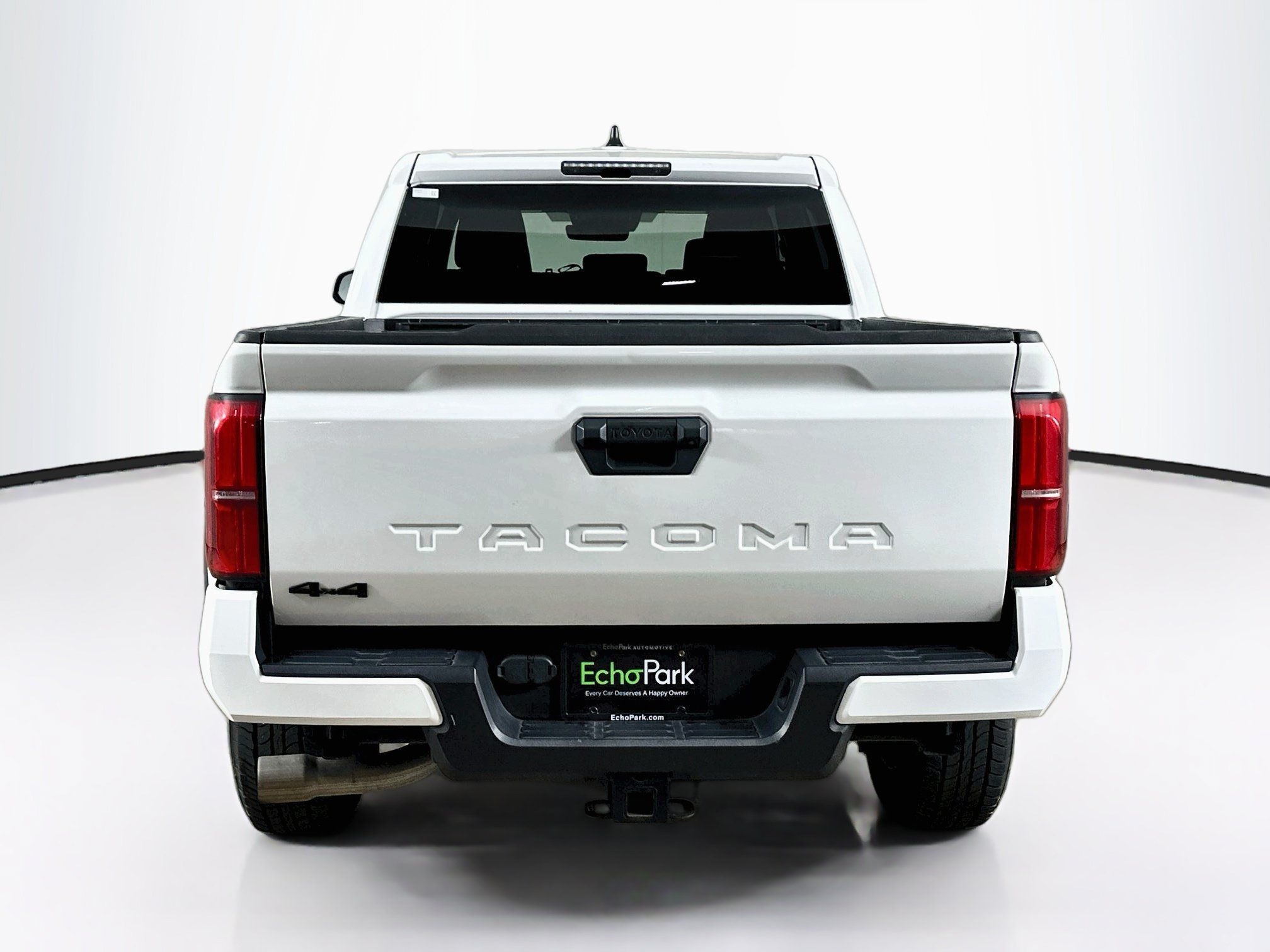 Used 2024 Toyota Tacoma TRD Off-Road AWD/4WD image 7
