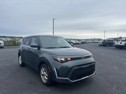 Used 2024 Kia Soul LX w/ Option Group 015
