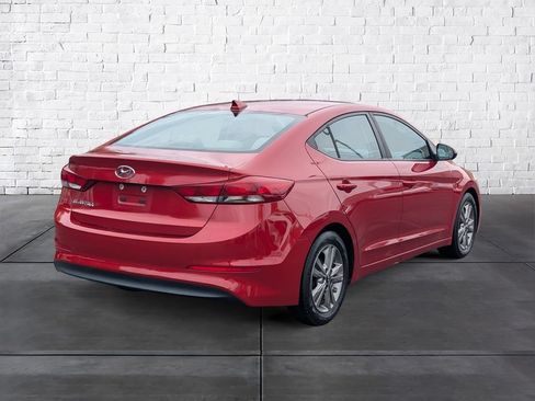 Used 2017 Hyundai Elantra SE FWD image 7