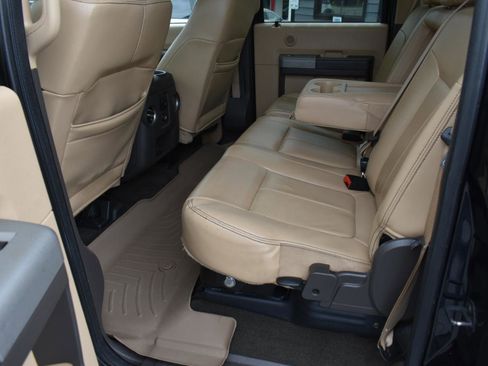 Used 2015 Ford F250 Lariat w/ Chrome Package AWD/4WD image 25