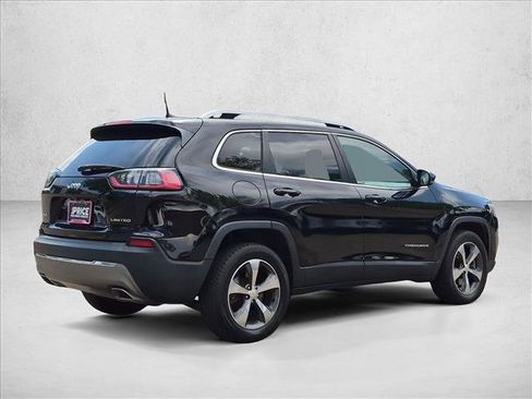 Used 2019 Jeep Cherokee Limited AWD/4WD image 5
