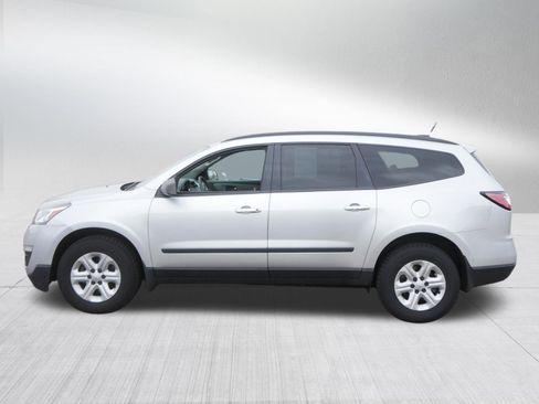 Used 2016 Chevrolet Traverse LS AWD/4WD image 4