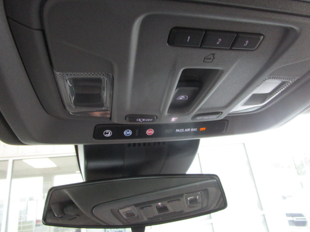 Used 2025 Chevrolet Silverado 1500 LT Trail Boss w/ Convenience Package II AWD/4WD image 50