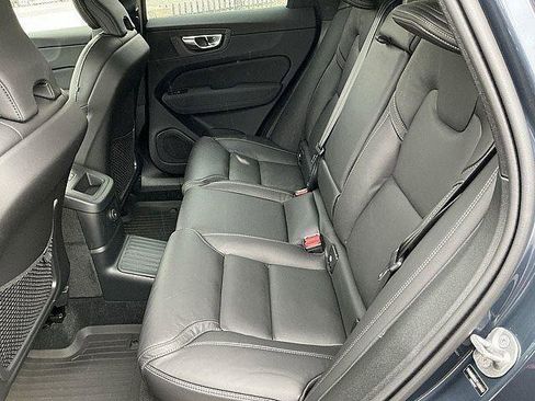 New 2026 Volvo XC60 T8 Ultra w/ Climate Package AWD/4WD image 13